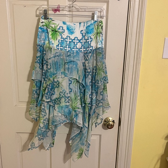 Lilly Pulitzer Asymmetrical Skirt in Blue and Green size 0 - Picture 1 of 6